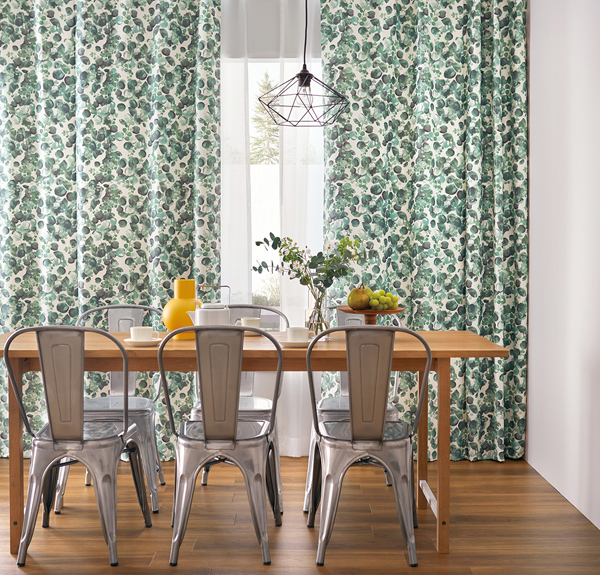 �桼����λ��դ�������դΥǥ�����Ǥ����ե�����ɤǤϼ������Ƥ��ʤ����ڤǤ������������ѤΡ֥����ҥ��ס��Τ�ڤ�á�����ꡢ�ɤ��ߤ뤹�����«�ͤ��դäѡˤȤ��ƻȤ��Ƥ��ޤ������꡼�󥫡��ƥ�Τ褦�����դ��֤䤫�˱�Ф��ơ�������Τ������Ƥ����ե��֥�å��Ǥ���