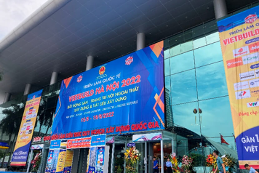 Living Interior Center